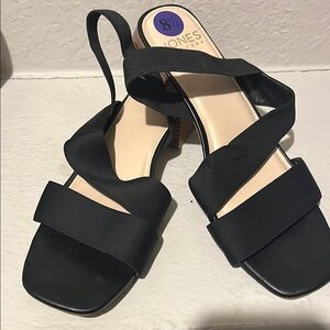 Jones New York Black Minimalist Sandals